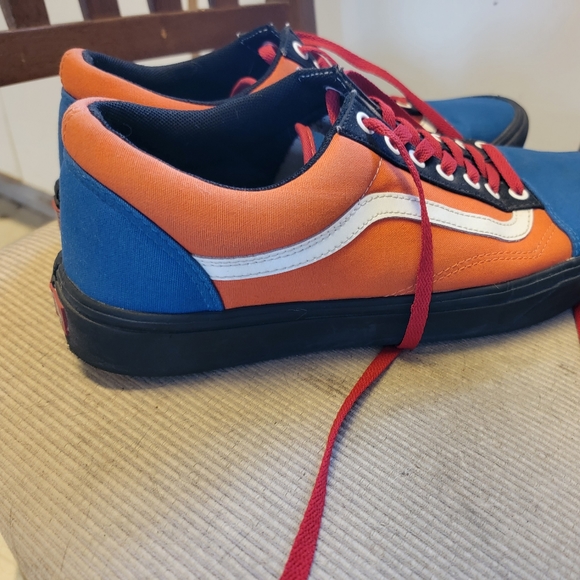 Goku Inspired Van's Customs - Picture 3 of 5